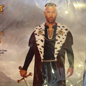 King costume